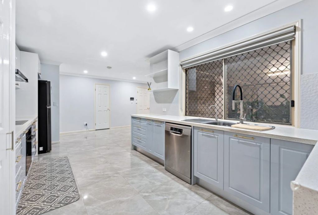 39 Woorabinda Stree, Runcorn Leased by Aurora Property - image 3