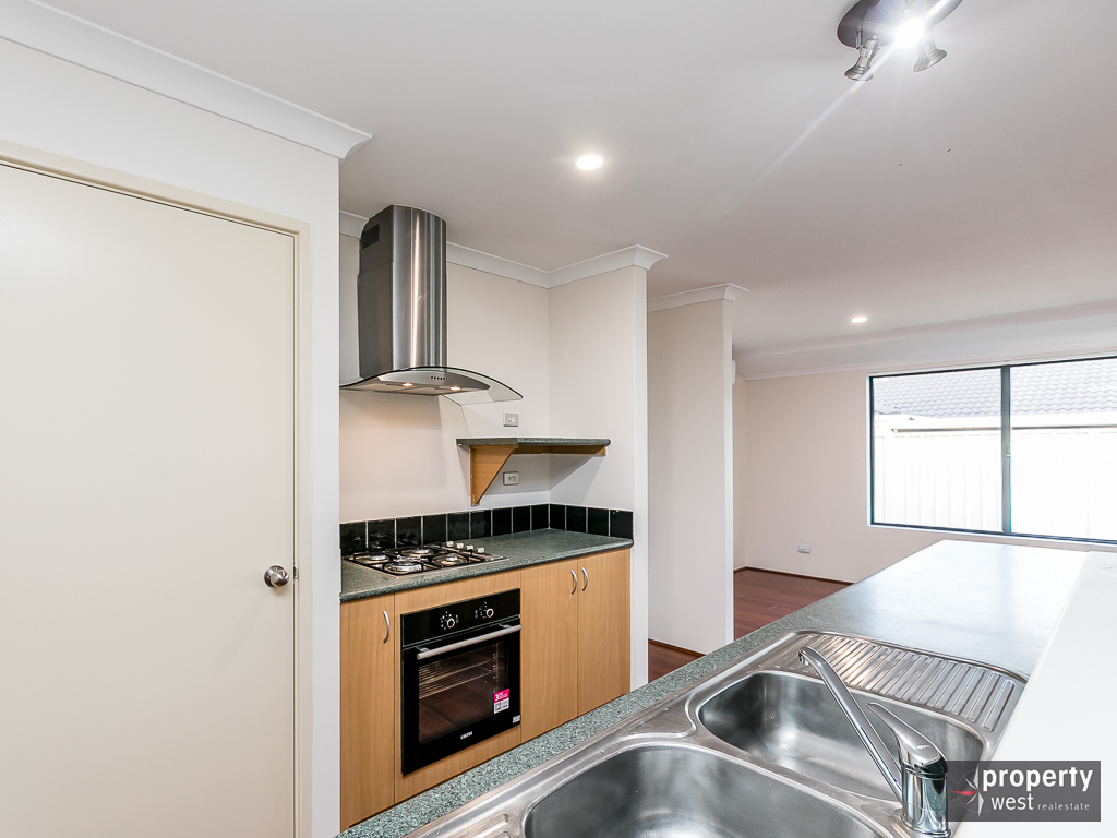 NEWLY RENOVATED FAMILY HOME AVAILABLE NOW FOR RENT! Property West