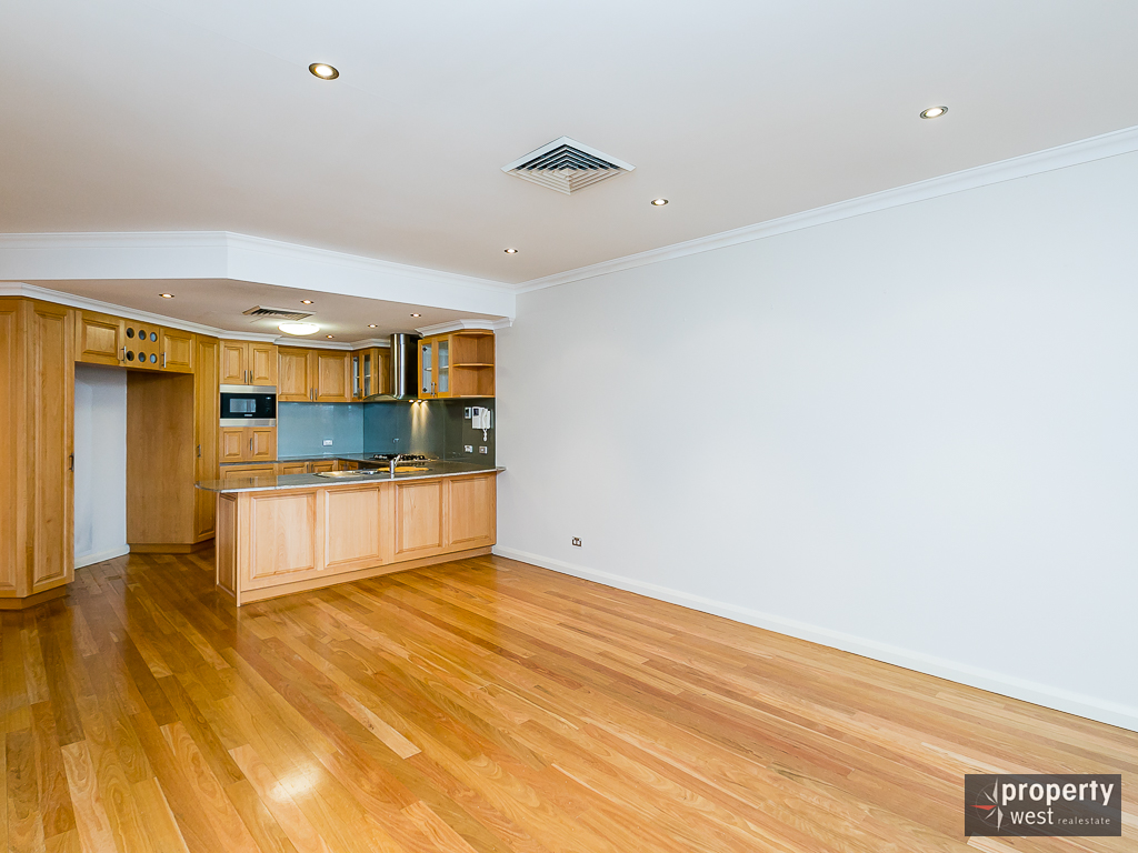 Stunning 3 x 2 Brookwood Apartment in a Fantastic Location Property West