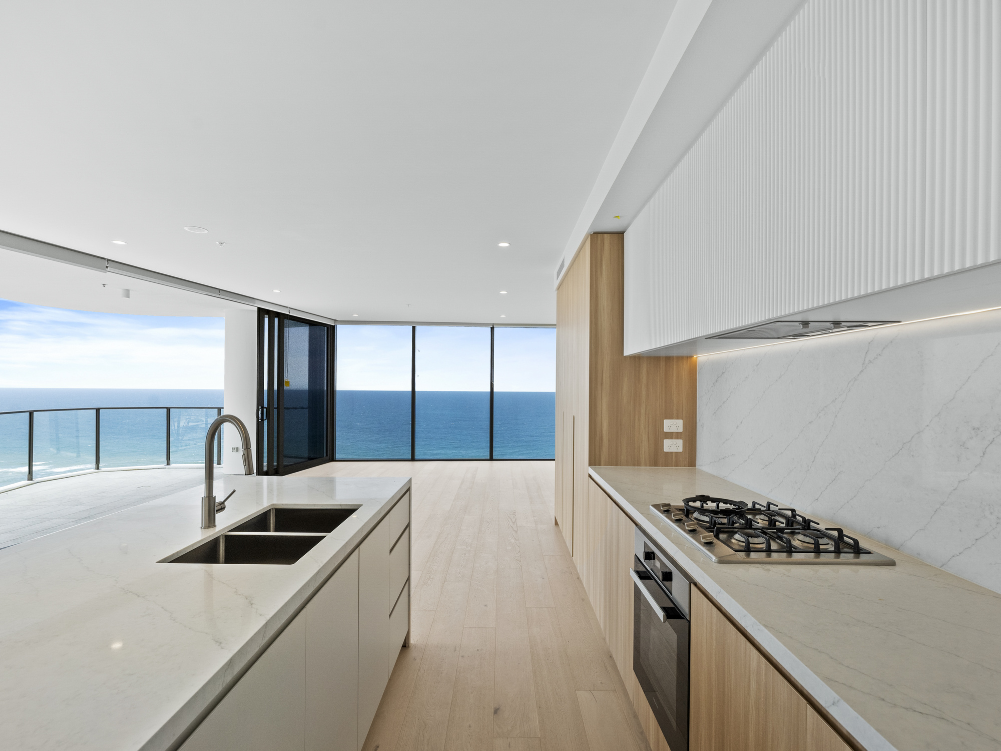 2301/15 Peerless Avenue, Mermaid Beach For Lease by Mosaic Property Group - image 3