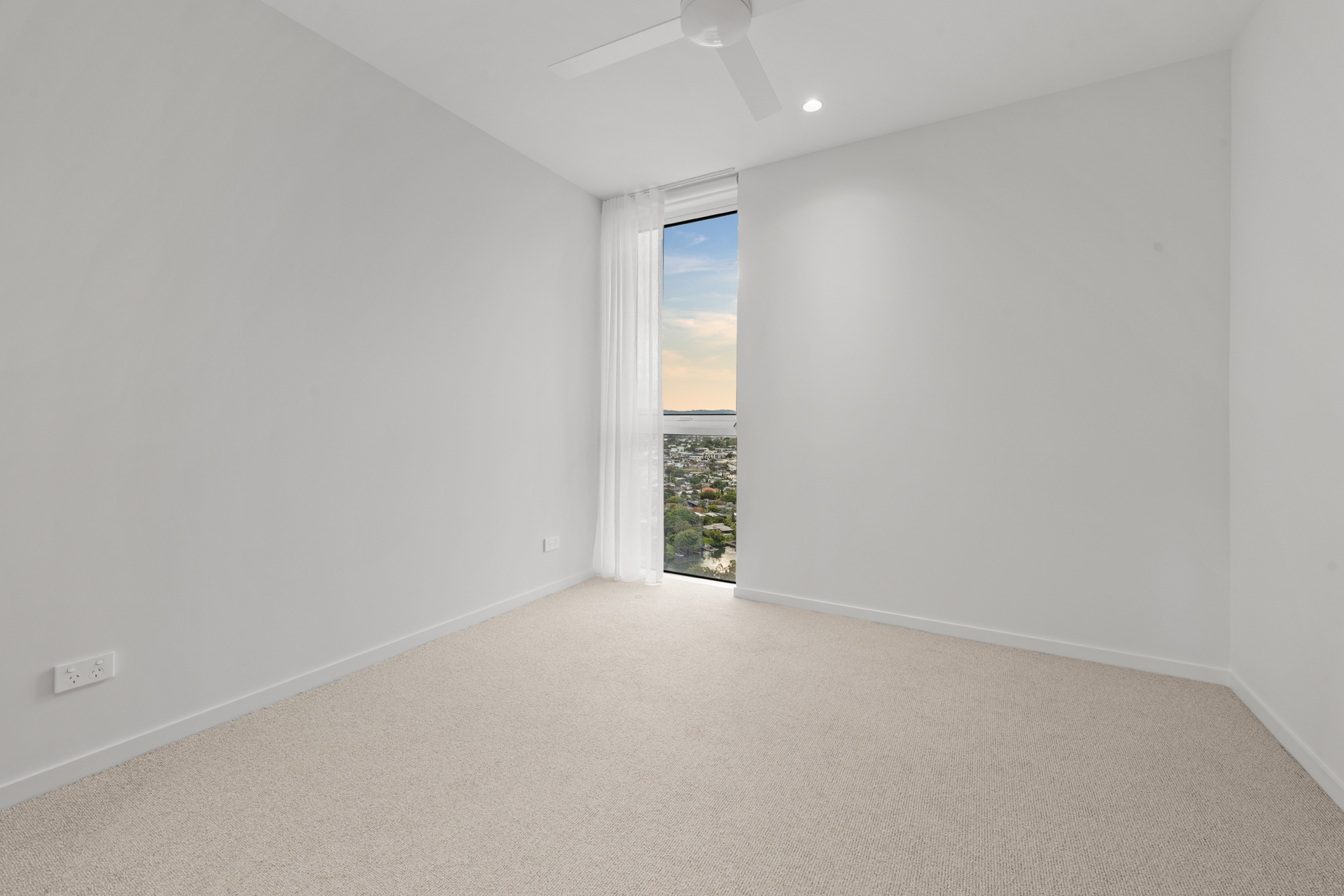 2003/4 Rosewood Avenue, Broadbeach For Lease by Mosaic Property Group - image 13