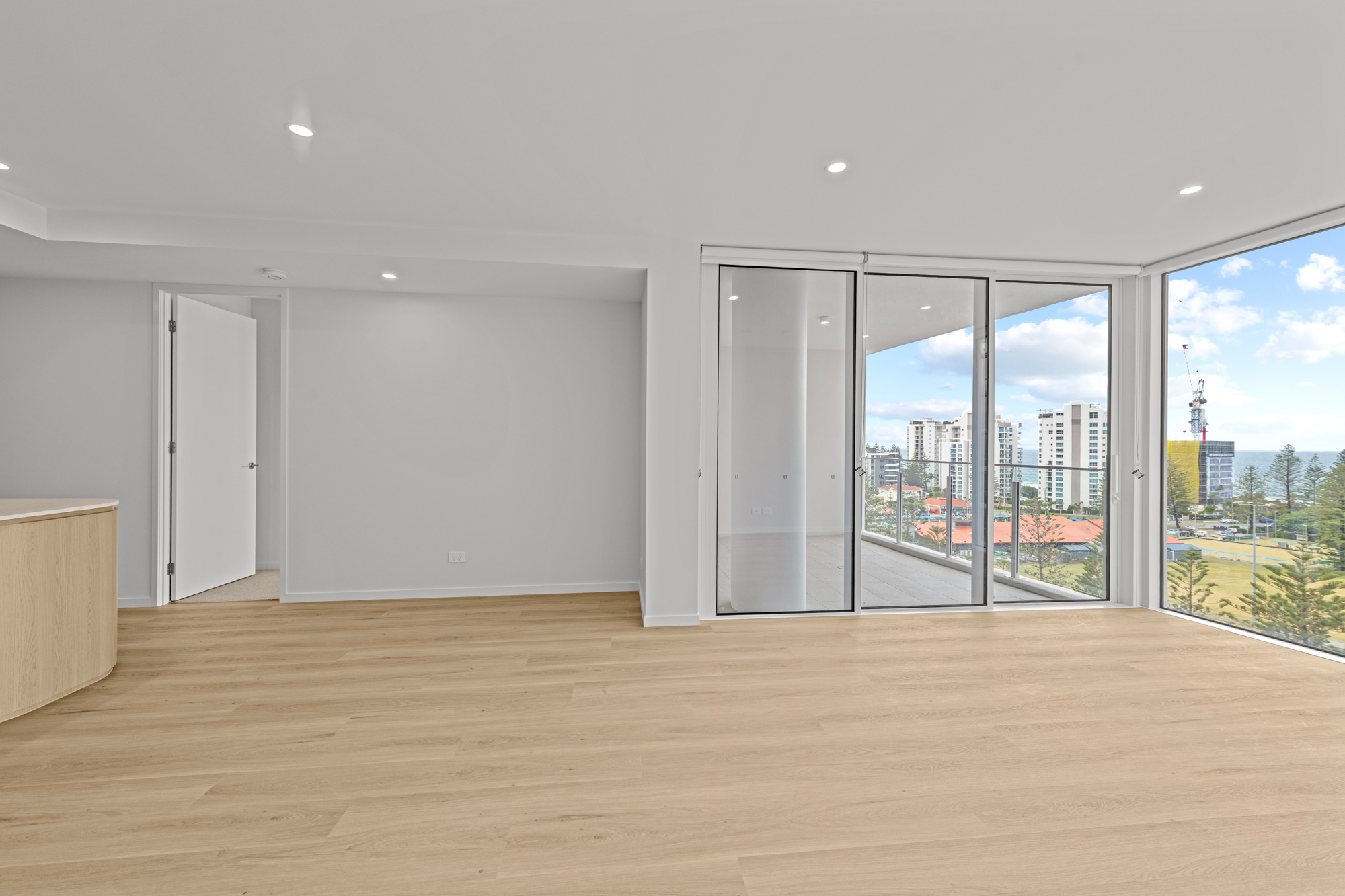 903/4 Rosewood Avenue, Broadbeach For Lease by Mosaic Property Group - image 4