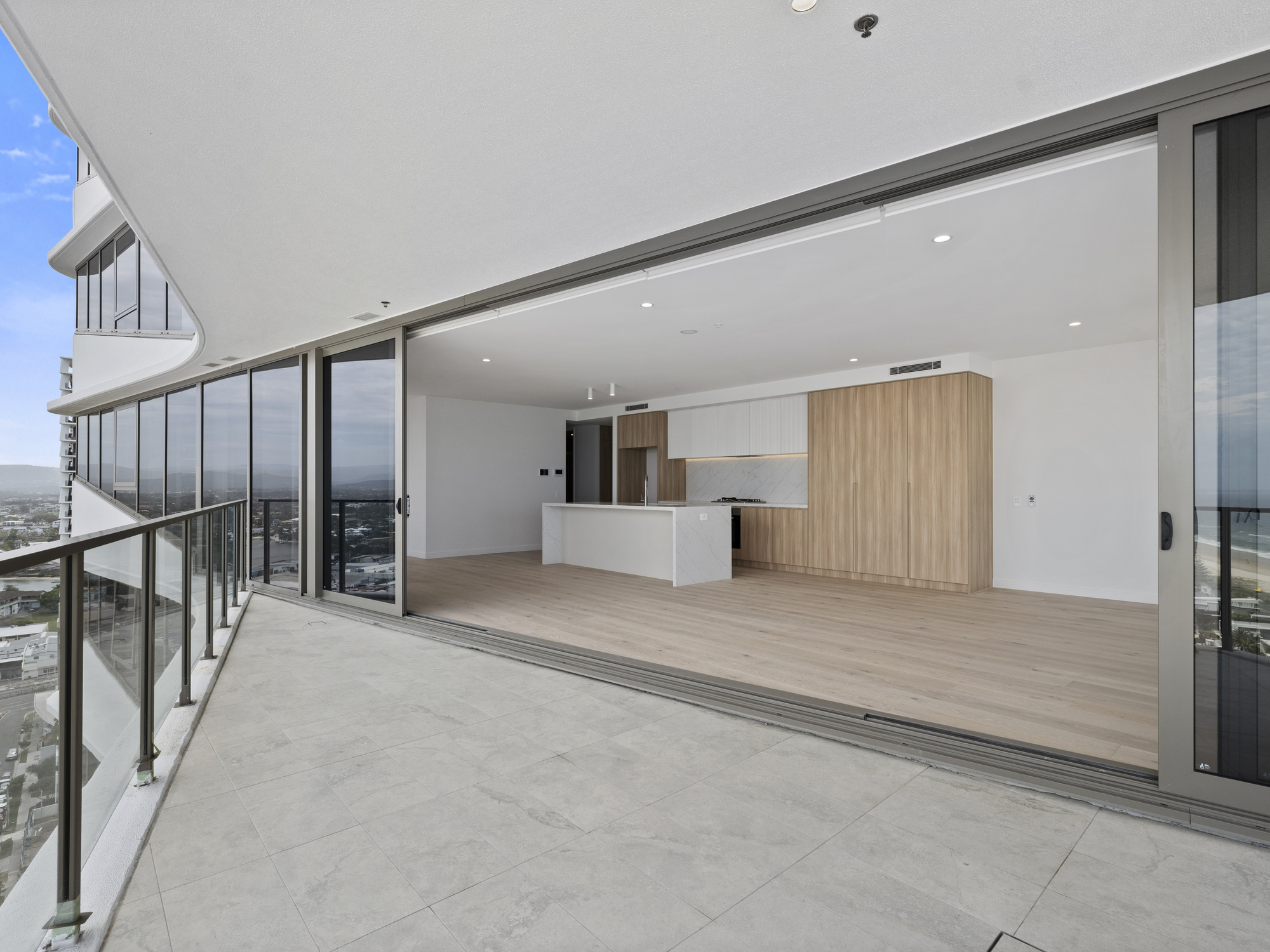 2003/15 Peerless Avenue, Mermaid Beach For Lease by Mosaic Property Group - image 4