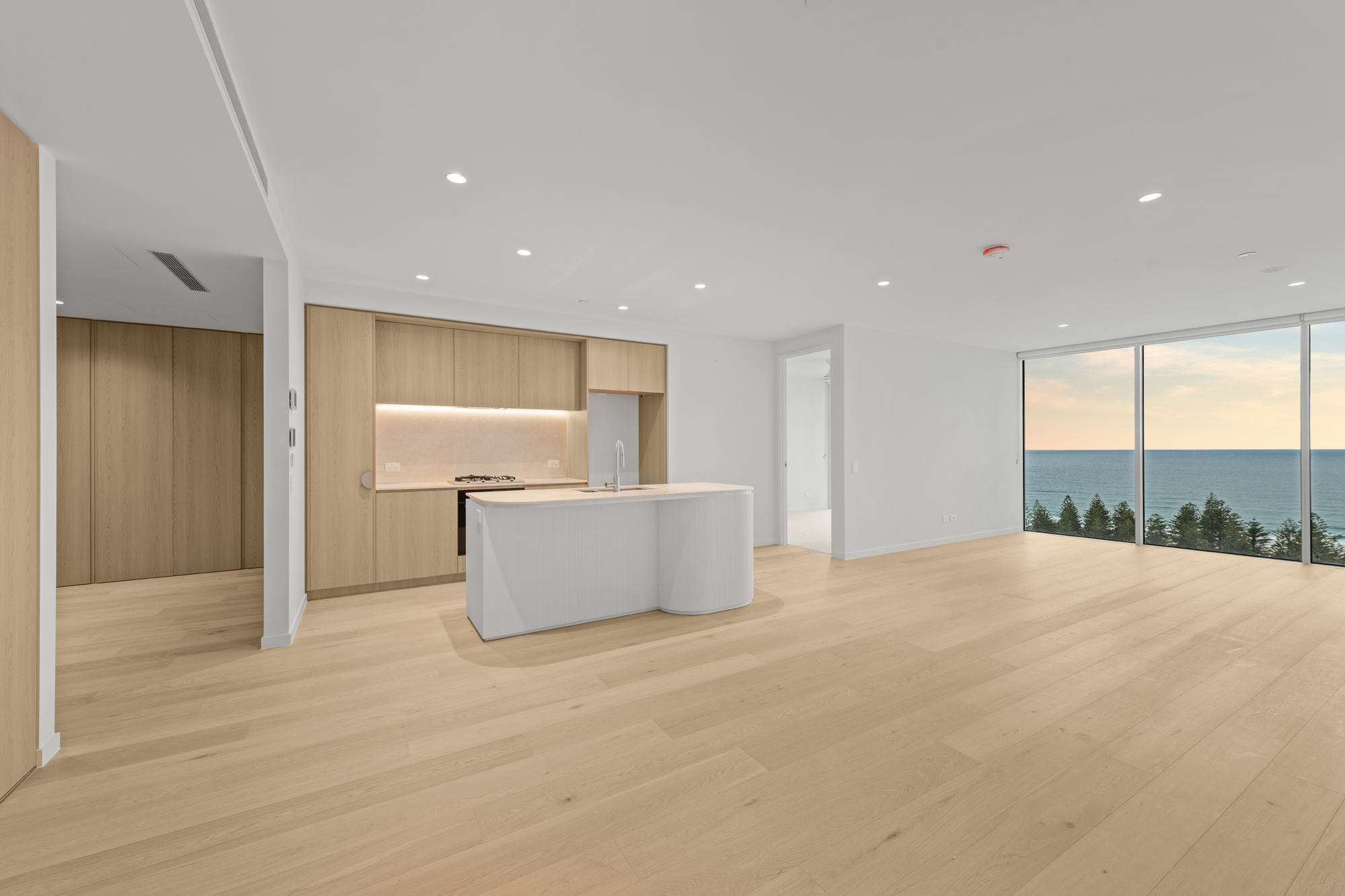 1902/4 Rosewood Avenue, Broadbeach For Lease by Mosaic Property Group - image 2