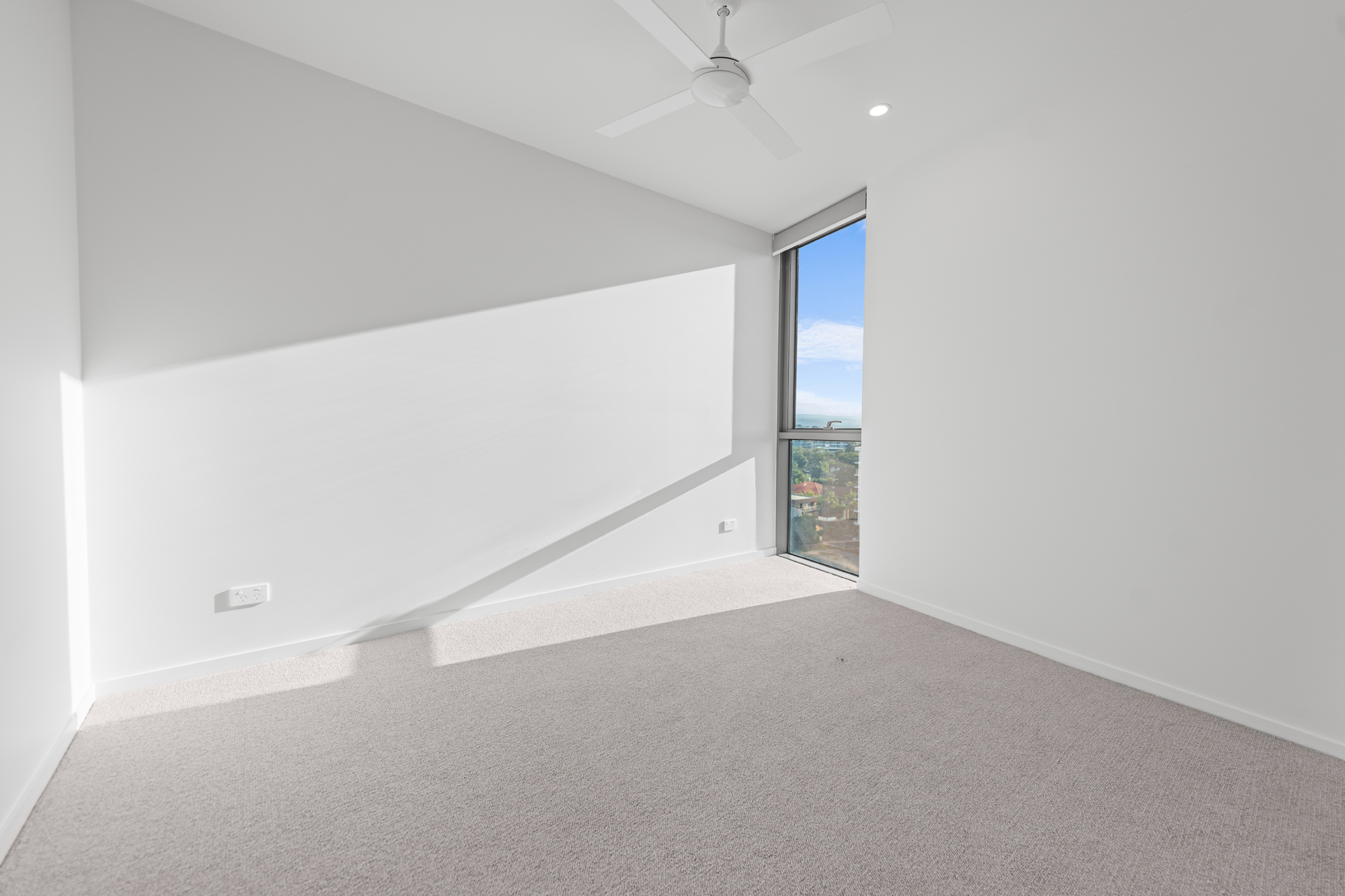 705/146-148 Surf Parade, Broadbeach For Lease by Mosaic Property Group - image 9