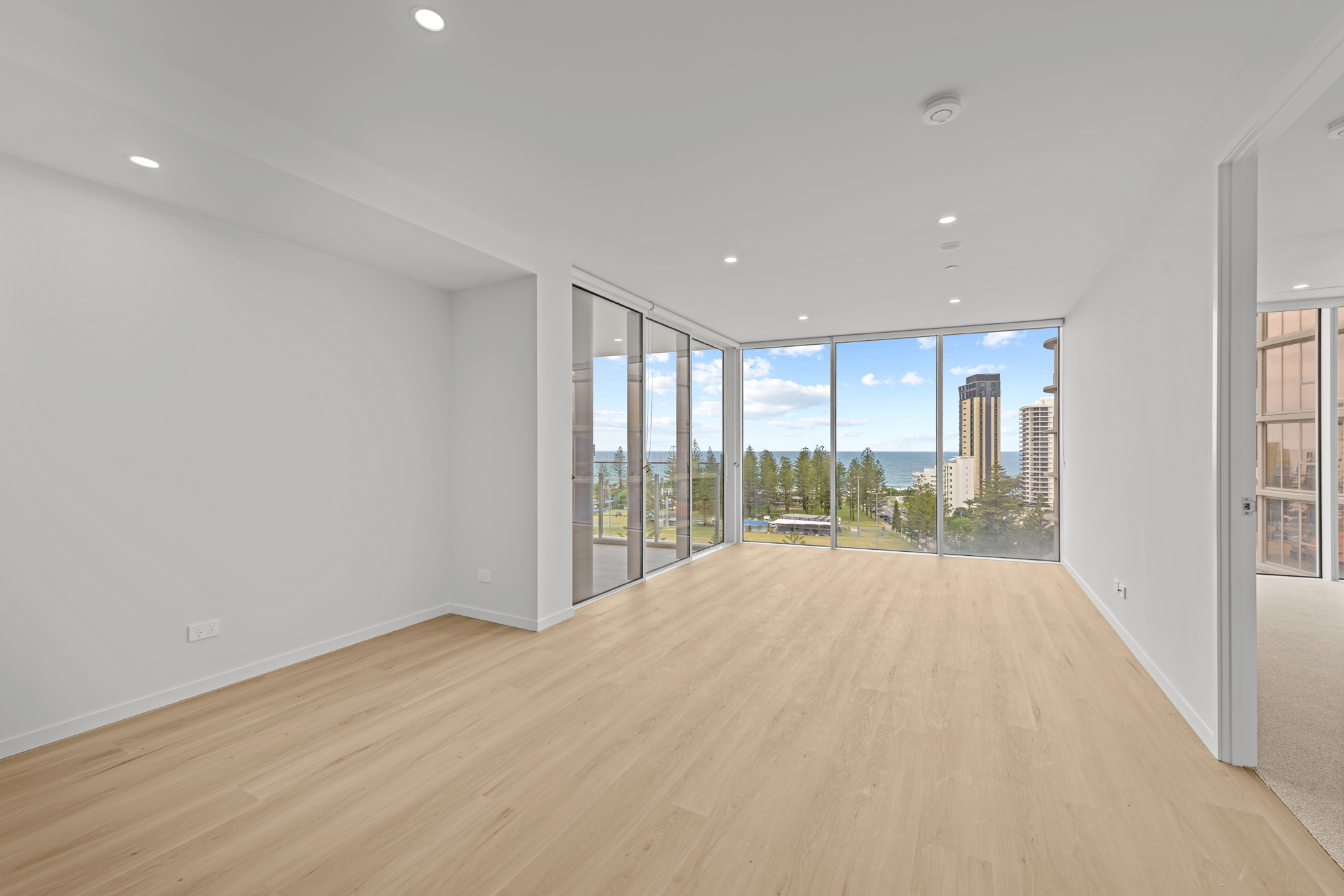 903/4 Rosewood Avenue, Broadbeach For Lease by Mosaic Property Group - image 3