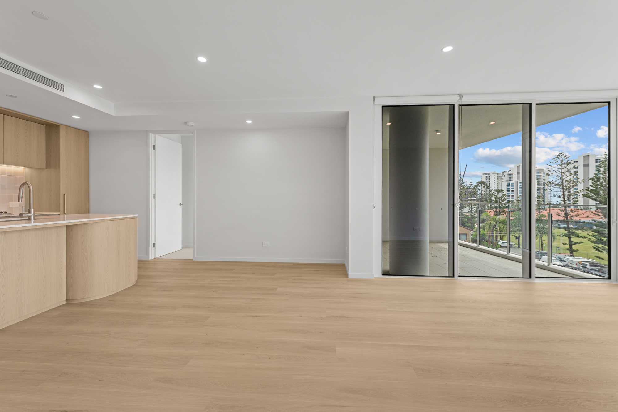 303/4 Rosewood Avenue, Broadbeach For Lease by Mosaic Property Group - image 7