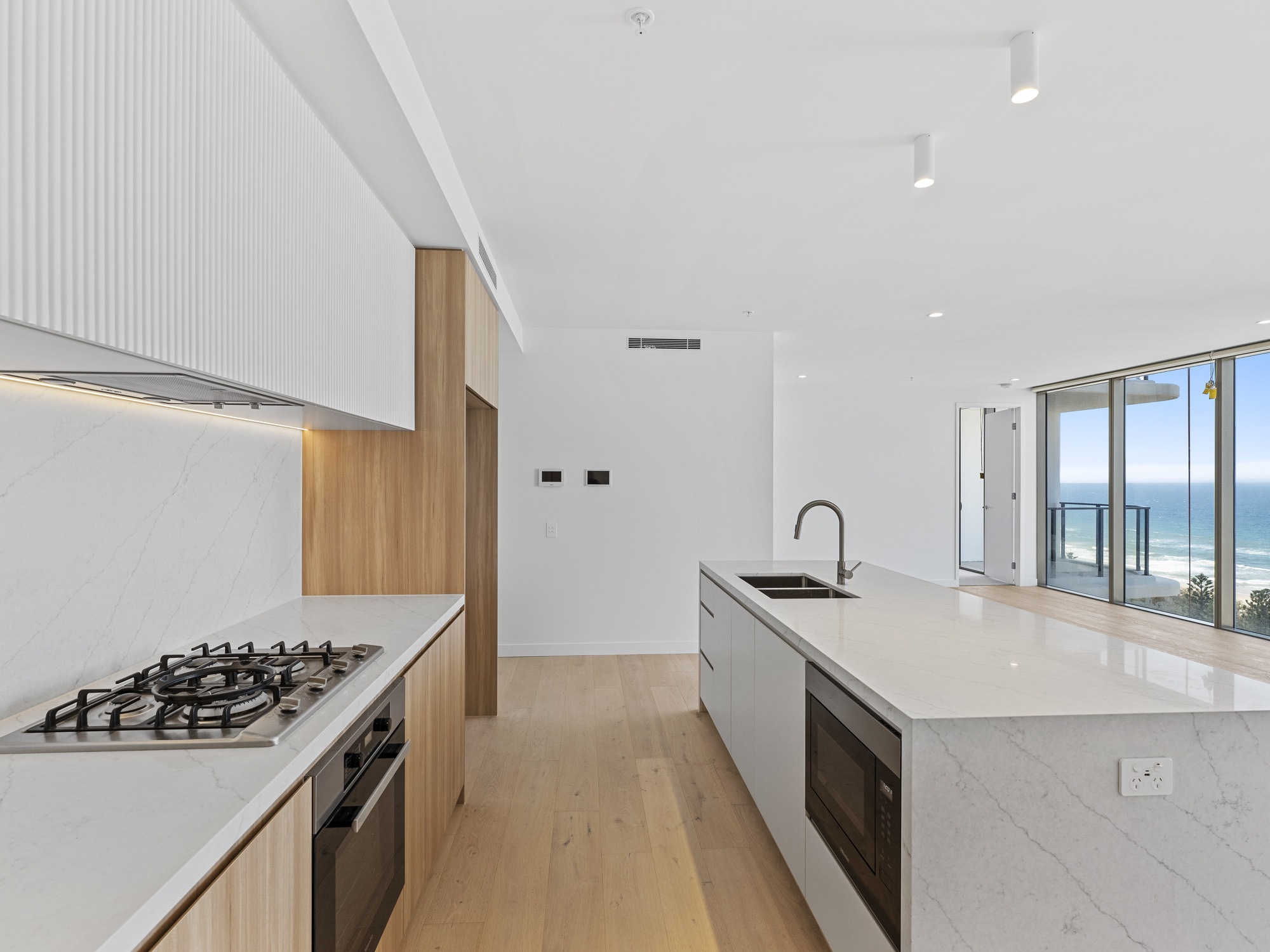 1302/15 Peerless Ave, Mermaid Beach For Lease by Mosaic Property Group - image 1