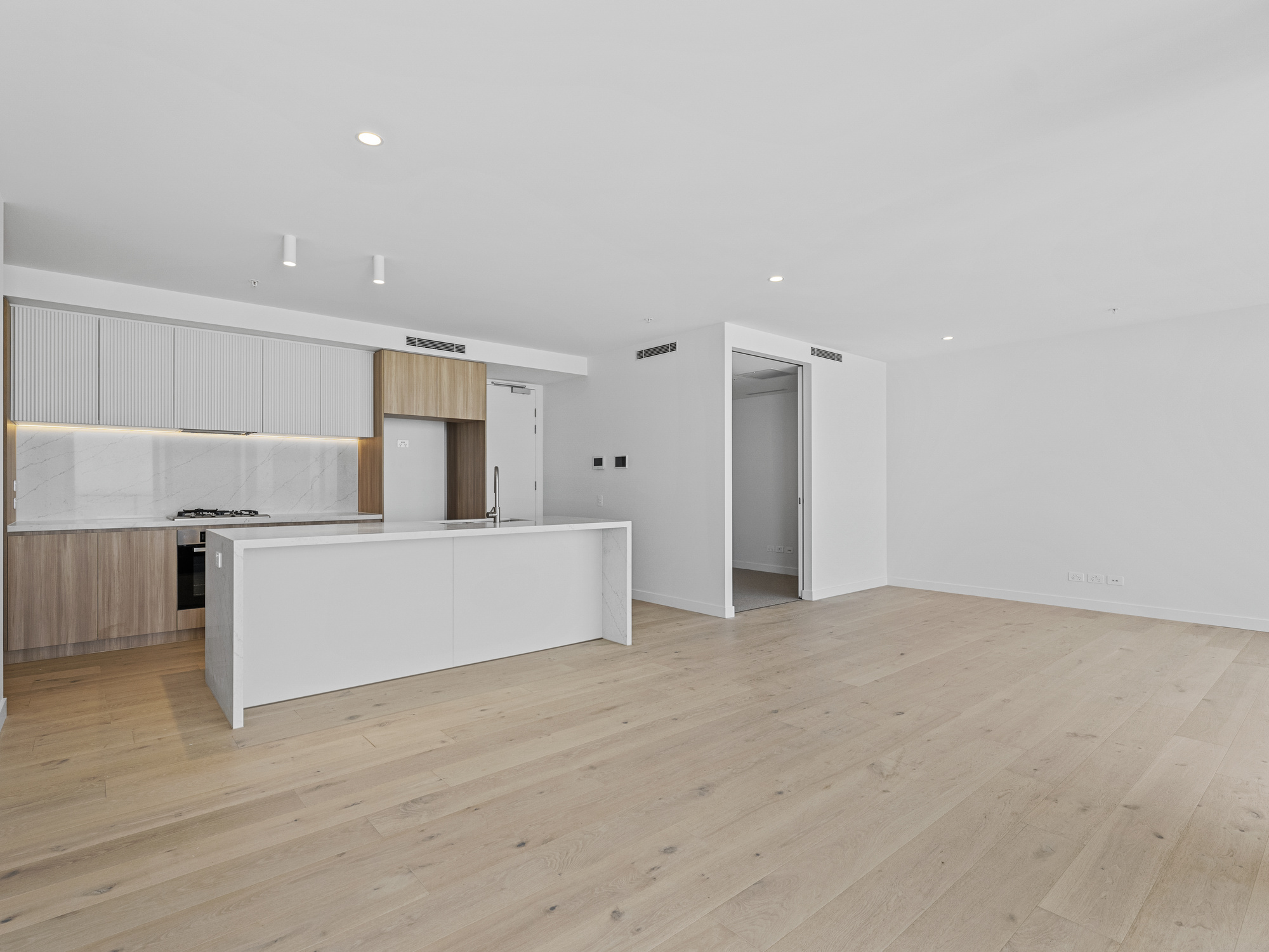 1302/15 Peerless Ave, Mermaid Beach For Lease by Mosaic Property Group - image 3