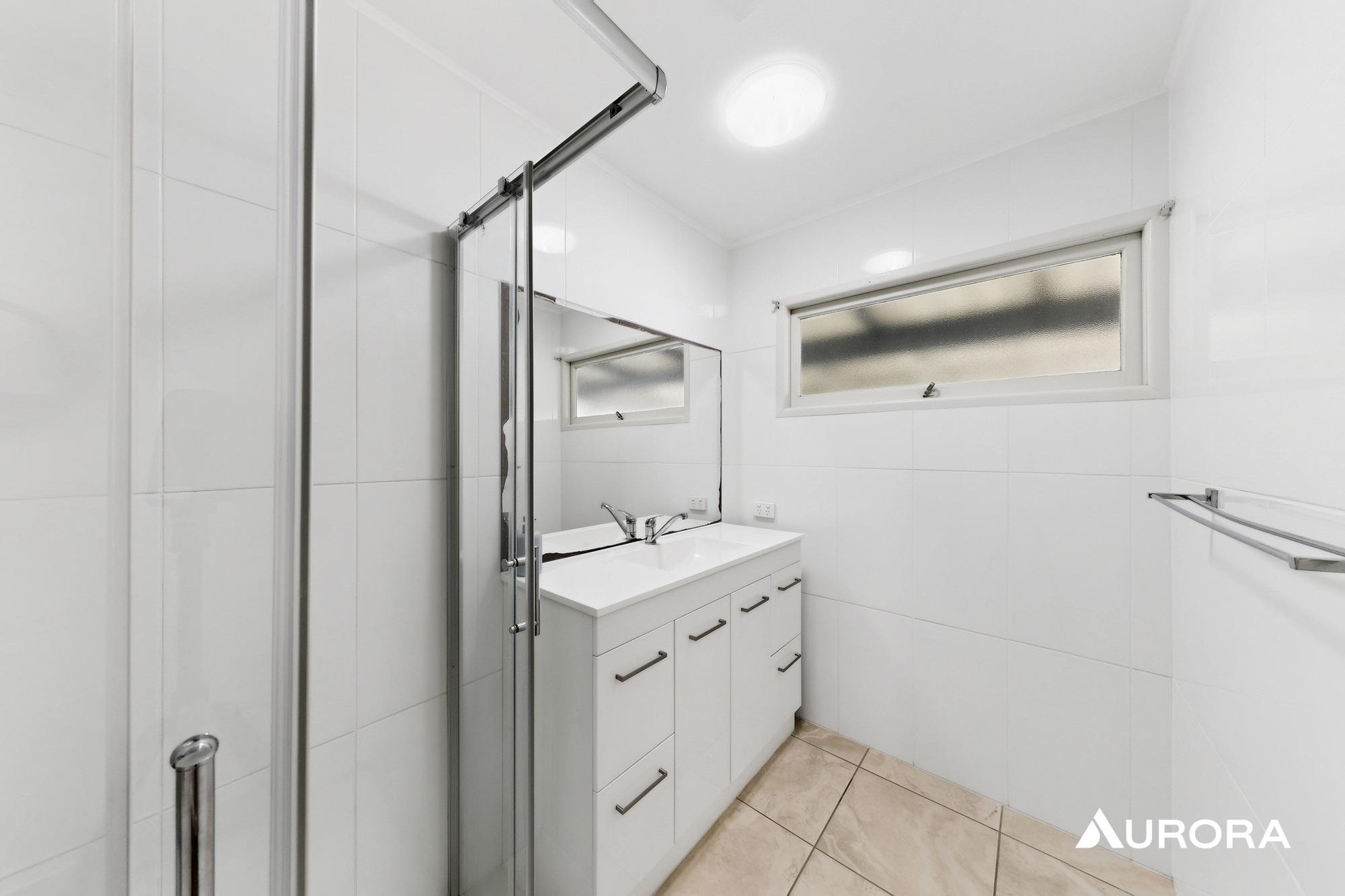 9 Beavis Street, Manly West Leased by Aurora Property - image 4