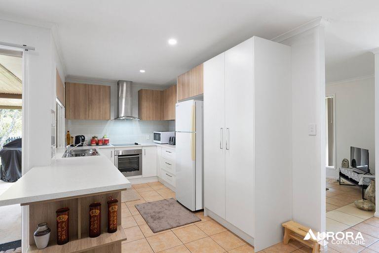3 Rofail Court, Thorneside For Lease by Aurora Property - image 2